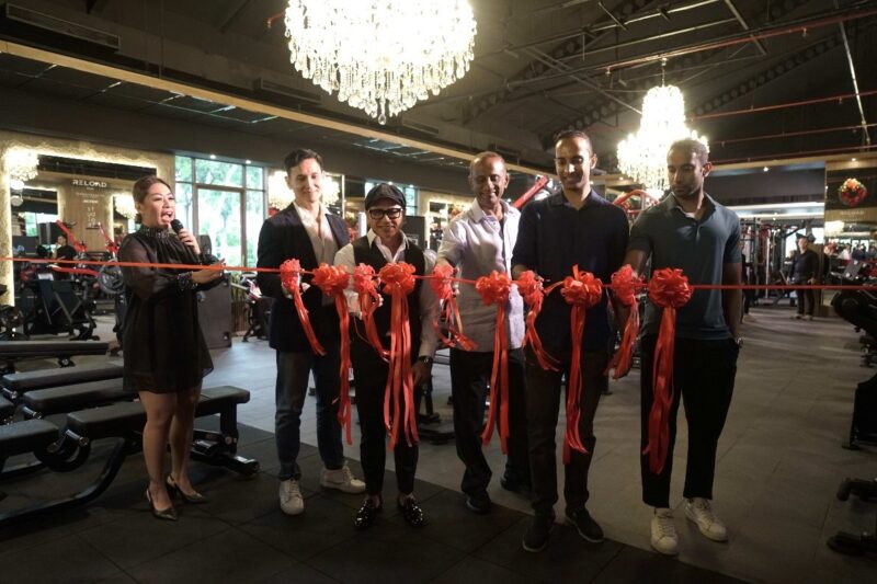 (Kiri-kanan: - Marcelino Lefrandt, Celebrity & Reload Gym Member; - Heintje Benny Pojoh, CEO Reload Gym; Lal De Silva, Founder & Owner LDS Group; Dylan & Kyle De Silva, Owner LDS Group)