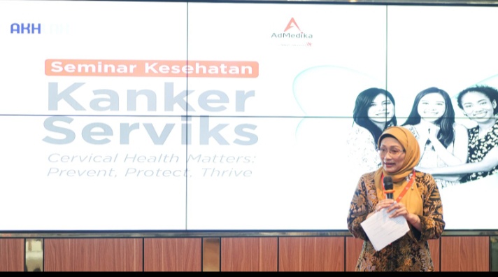 CEO AdMedika Dian Prambini pada acara Seminar Kesehatan Kanker Serviks 