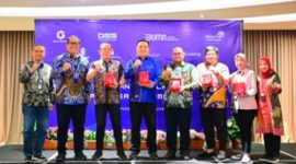  (Dari Kiri ke Kanan) EVP DSS Telkom Dedy Mardhianto, EVP Treg 4 Rachmad Dwi Hartanto, Kadiv IT Bank Kalbar Abdurahim Fiqry, Direktur Operasional Bank Kalsel Toni Darmawan, Kadep Operasional IT Bank Kalteng Irawan, Kadep IT Bank Kaltimtara Oska Yoris, Head Digital Business Bank DKI Yesti, Dirut Telkom Sigma Dwi Sulistiani saat acara workshop produk dan layanan Telkom di Hotel Ashley Wahid Hasyim, Jakarta, pada beberapa waktu yang lalu.