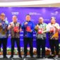  (Dari Kiri ke Kanan) EVP DSS Telkom Dedy Mardhianto, EVP Treg 4 Rachmad Dwi Hartanto, Kadiv IT Bank Kalbar Abdurahim Fiqry, Direktur Operasional Bank Kalsel Toni Darmawan, Kadep Operasional IT Bank Kalteng Irawan, Kadep IT Bank Kaltimtara Oska Yoris, Head Digital Business Bank DKI Yesti, Dirut Telkom Sigma Dwi Sulistiani saat acara workshop produk dan layanan Telkom di Hotel Ashley Wahid Hasyim, Jakarta, pada beberapa waktu yang lalu.