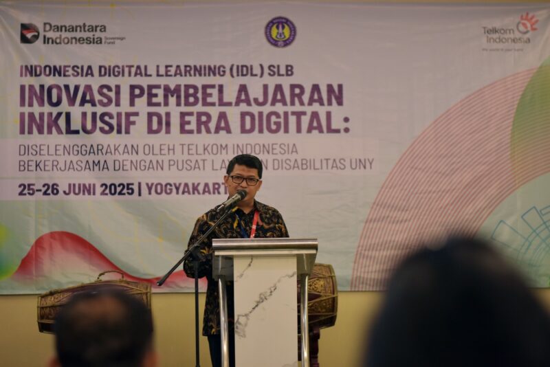  GM Witel Yogya Jateng Selatan Agus Faisal saat memberikan sambutan pada acara pelatihan Indonesia Digital Learning (IDL) yang diselenggarakan di Yogyakarta, pada 25-26 Juni 2025.
