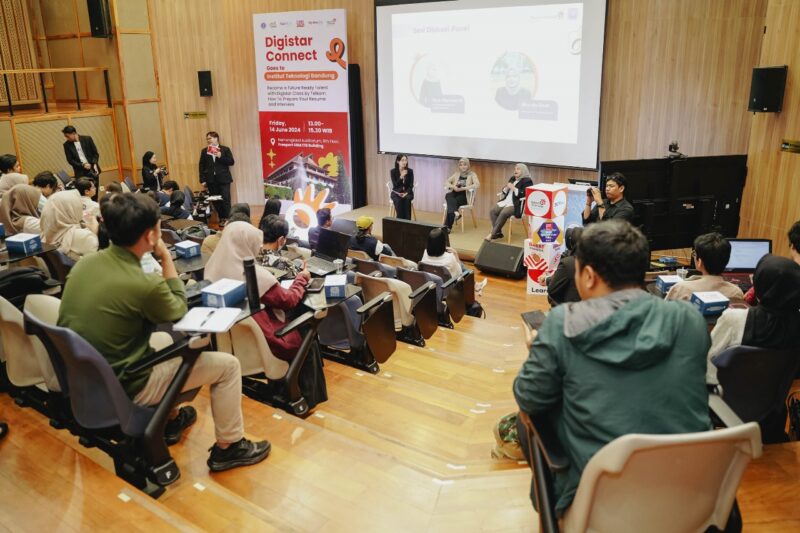 Program Digistar Connect yang dilaksanakan sepanjang tahun 2024-2025 yang digelar di berbagai kampus ternama.
