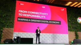Wakil Direktur Utama Telkom Indonesia Muhammad Awaluddin saat menyampaikan paparan pada acara Katadata Sustainability Action for the Future Economy (SAFE) 2025 yang digelar pada Kamis (11/9).