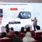 Direktur Utama Telkom Dian Siswarini saat memberikan pemaparan pada acara peluncuran Telkom AI Campus di Universitas Muhammadiyah Yogyakarta (UMY) pada Kamis (23/10).