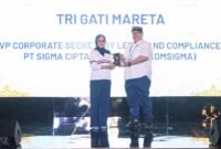 Vice President Corporate Secretary and Legal Compliance Telkomsigma Tri Gati Mareta saat menerima penghargaan Indonesian In-House Counsel Elite 2025, beberapa waktu yang lalu.