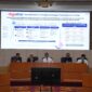 Direktur Utama Telkom Dian Siswarini saat memberikan pemaparan terkait Digistar pada acara Seminar Telkom AI Connect di Universitas Negeri Padang pada Senin (27/10).