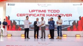 Penyerahan Sertifikat Uptime Institute Tier-3 Certification of Design Documents (TCDD) untuk fasilitas Hyperscale Data Center (HDC) NeutraDC-Nxera Batam yang berlangsung di Batam, pada Kamis, (30/10).