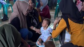 Kegiatan pemantauan perdana berbasis aplikasi Stunting Action Hub di Posyandu Desa Domiyang, Pekalongan, pada (8/10).