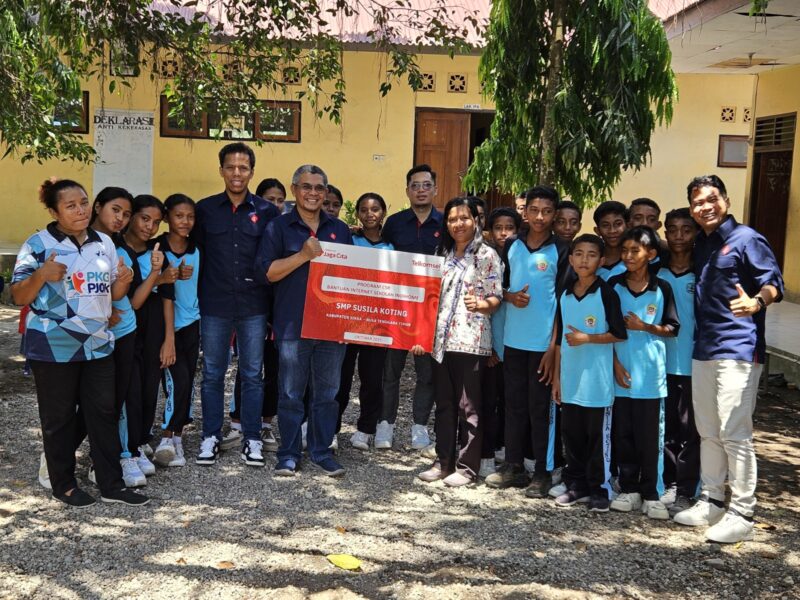 SMA Negeri 1 Siau Barat sebagai salah satu penerima bantuan 111.500 GB kuota internet Telkomsel.
