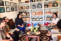 Berbagai program pelatihan digital yang bertujuan untuk meningkatkan daya saing dan inovasi UMKM dengan fasilitator dari Rumah BUMN.