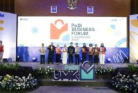 Pemberian penghargaan bagi BUMN dengan volume transaksi tertinggi pada acara PaDi Business Forum & Showcase (PBFS) 2025 di The Gade Tower, Jakarta Pusat pada (10/12).