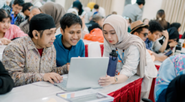 Pelatihan untuk para UMKM disabilitas pada program RiseAble yang diselenggarakan di House of Arsenia Tondano, Jakarta Selatan, beberapa waktu yang lalu.