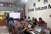 Pemaparan program pelatihan serta sertifikasi berstandar internasional bersama Microsoft, Fortinet, Huawei, dan Google untuk memperkuat kompetensi talenta digital guru dan siswa SMK Telkom, Jumat (23/1).