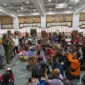 Kepala Badan Nasional Penanggulangan Bencana (BNPB) Letjen TNI Dr. Suharyanto S.Sos., M.M., mengunjungi wilayah terdampak di Kabupaten Kudus pada hari ini, Jumat (16/1). (Bidang Komunikasi Kebencanaan/Desna Dwinda Jatnika)
