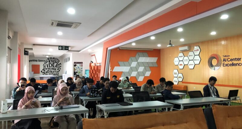 Agenda AI Connect Offline Series di AI Center Makassar ini adalah inisiatif dari Telkom AI Center of Excellence (AI CoE).