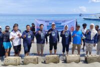 Telkom menyelenggarakan program konservasi lingkungan melalui penanaman 10.000 mangrove dan transplantasi 2.000 terumbu karang di Pantai Pandanan, Desa Malaka, Kecamatan Pemenang, Kabupaten Lombok Utara, Nusa Tenggara Barat, Kamis (23/4).