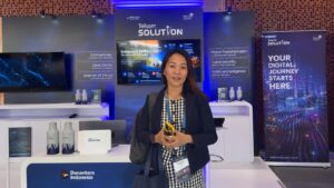 Direktur Enterprise & Business Service Telkom Veranita Yosephine saat menghadiri forum ignitePRO dalam rangkaian BATIC 2026 di Nusa Dua, Bali, Senin (25/8). Kehadiran Telkom Solution melalui ignitePRO menjadi bagian dari upaya memperkuat posisi TelkomGroup sebagai penyedia solusi B2B ICT terintegrasi sekaligus memperluas jejaring kolaborasi di tingkat regional.