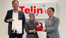 Menteri Komunikasi dan Digital Republik Indonesia (Menkomdigi) Meutya Hafid (tengah) bersama CEO Telin Abdul Rahman Ansyori (kanan) di kantor Telin Los Angeles, Amerika Serikat.