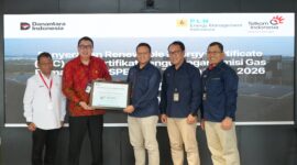Telkom menerima Certificate of Appreciation dari PT Energy Management Indonesia (Persero) (EMI) atas pemanfaatan Renewable Energy Certificate (REC) dan Sertifikat Pengurangan Emisi Gas Rumah Kaca (SPE GRK) dalam mendukung upaya dekarbonisasi. Penyerahan sertifikat menjadi bagian dari pencapaian The Telkom Hub yang telah mencapai net zero emisi Cakupan 1 dan 2, sekaligus memperkuat langkah Telkom menuju operasional rendah karbon dan target Net Zero Emission (NZE) 2060.